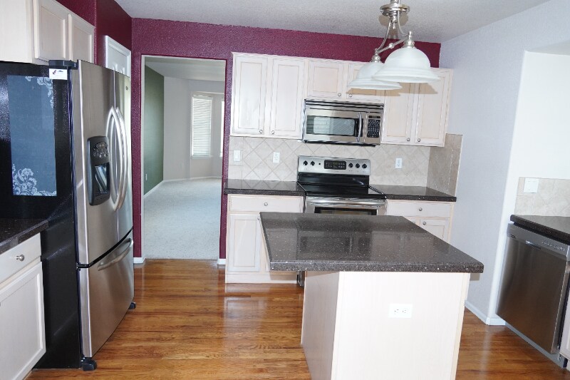 Building Photo - 5445 War Paint Pl