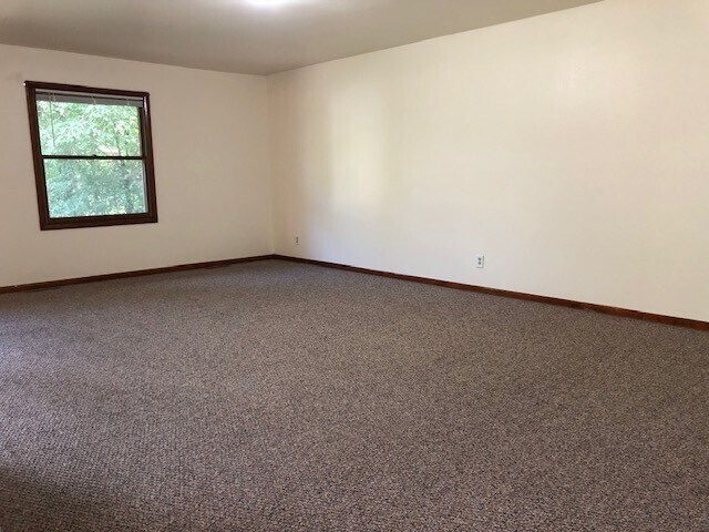 Building Photo - 8301 Park St