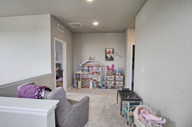 Building Photo - 3 bed 2.5 bath Parker home built in 2020