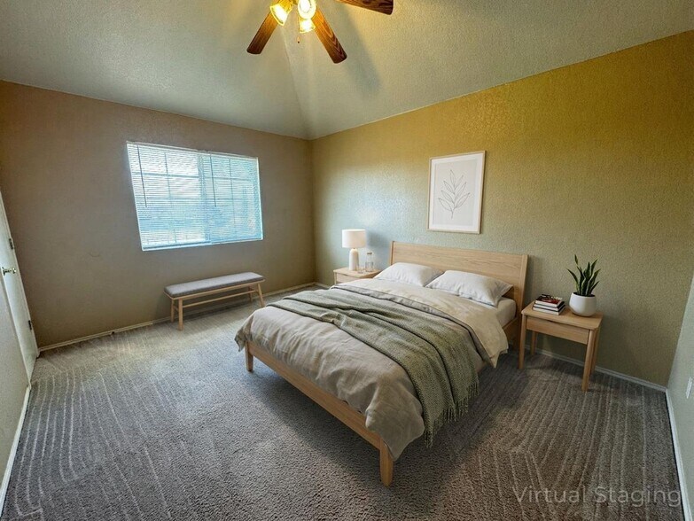 Building Photo - 1712 Old FM 440 Rd