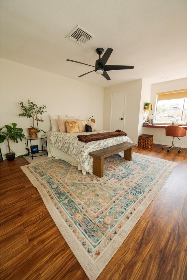 Building Photo - 1829 Augusta Dr