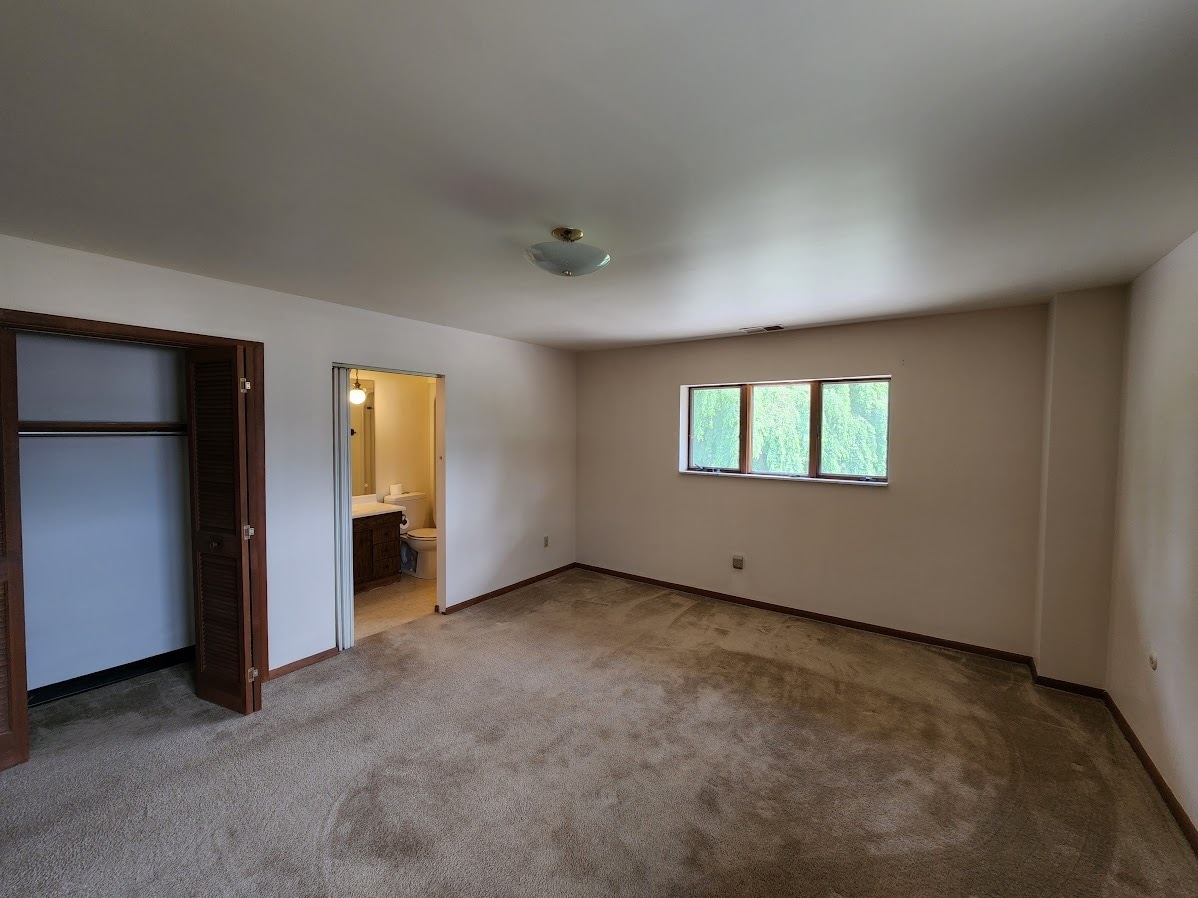 Bedroom - 301 E 1st Ave