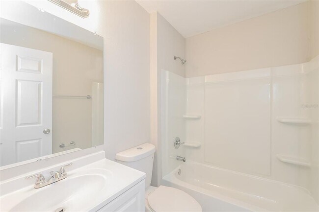 Building Photo - 807 Savona Pl