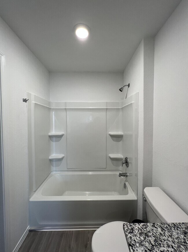 Building Photo - 8523 Grosbeak Cv