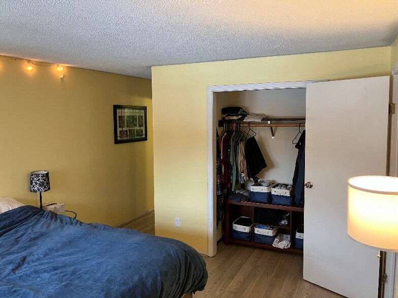 Building Photo - 80 Damon Rd