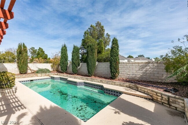 Building Photo - 2708 Eagle Springs Ct