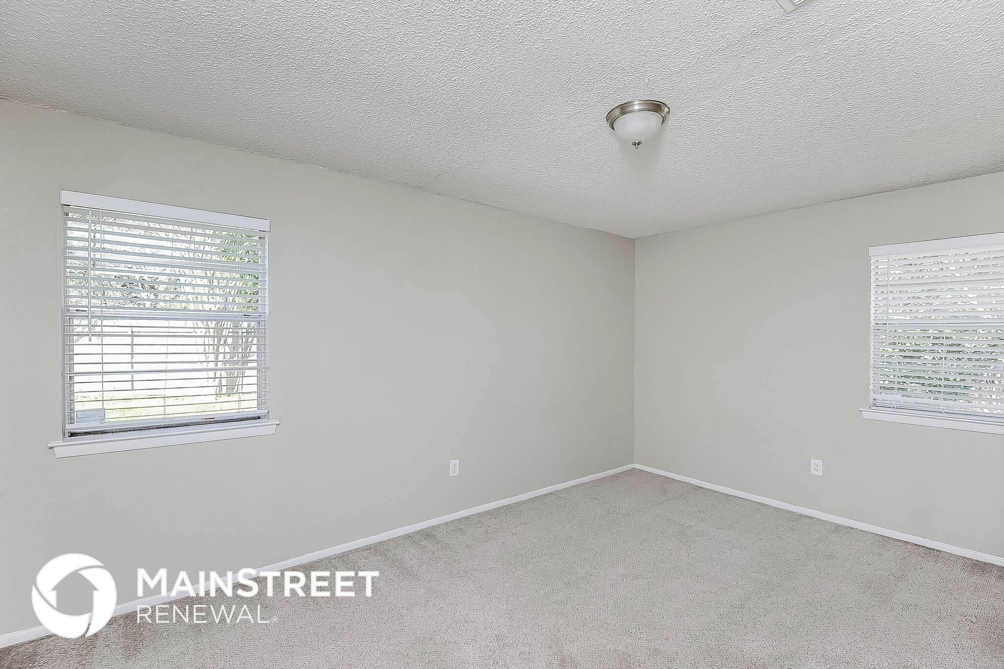 Building Photo - 8805 Main St