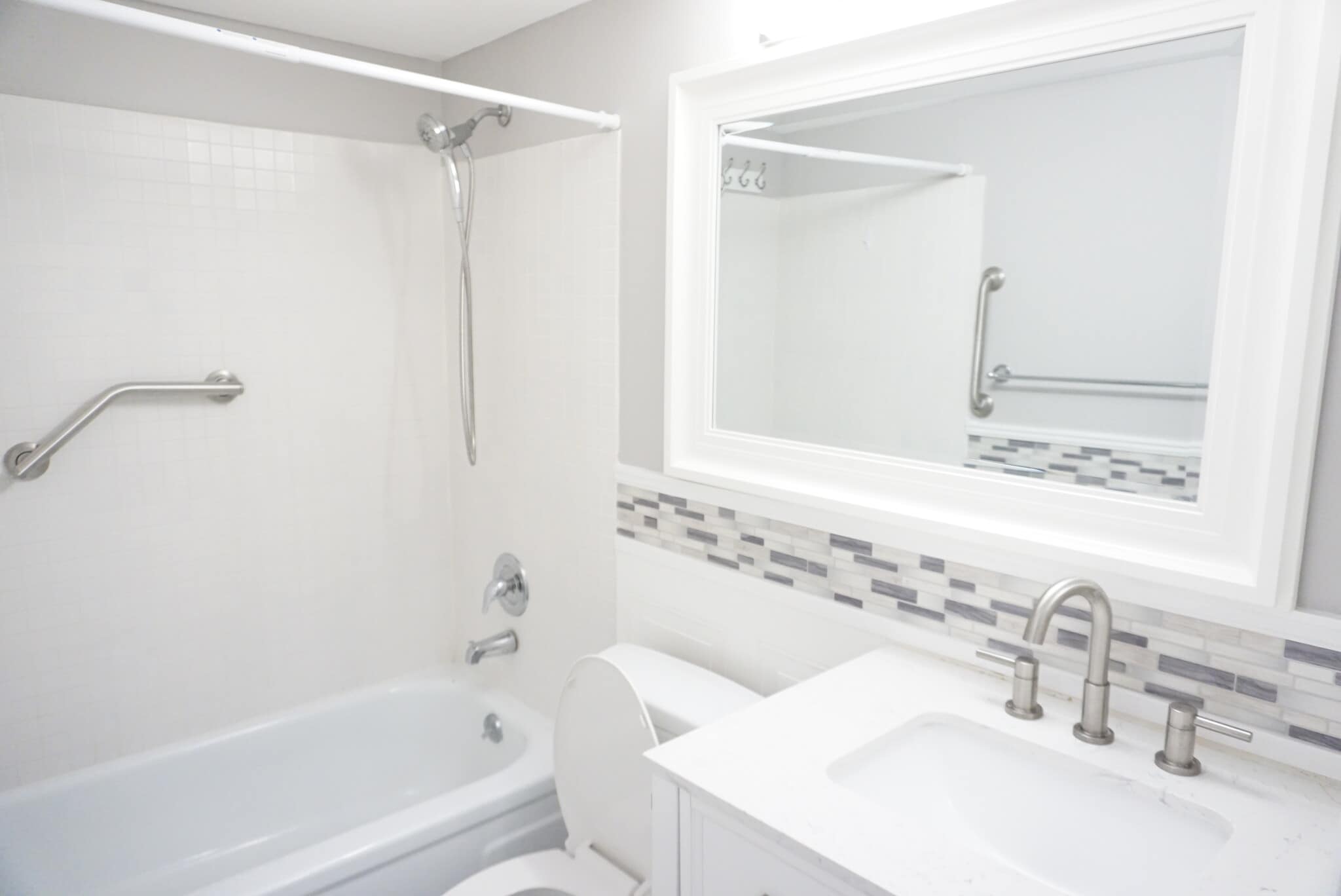 Building Photo - 294 Chatham O