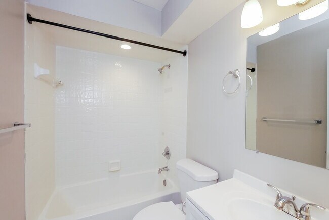 Building Photo - 2531 NW 56th Ave