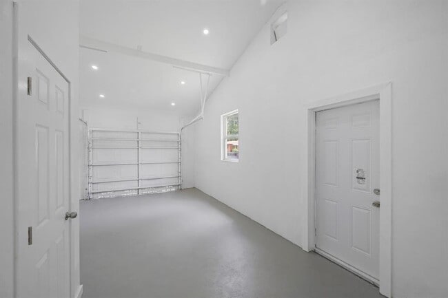 Building Photo - 2601 Taylor St