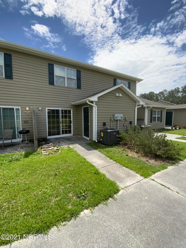 Building Photo - 601 Peletier Loop Rd