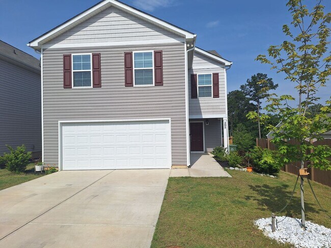 Building Photo - 205 Dunham Rd