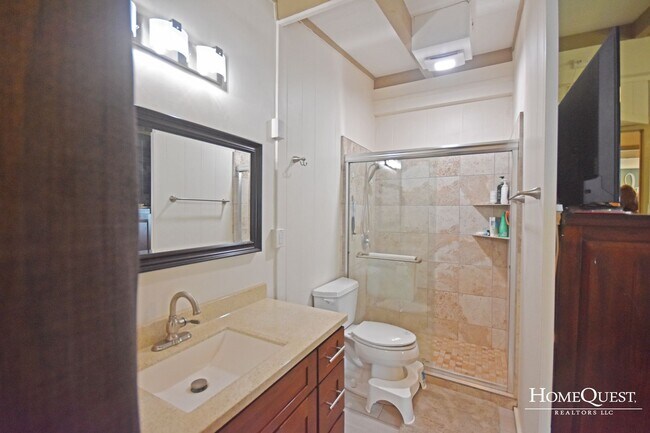 Building Photo - Kailua SFH in Kaelepulu School District 3/2+ Den, AC and Pet friendly!  $5250/mo