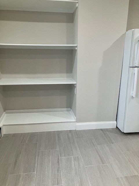 Kitchen shelves - 95 2nd St