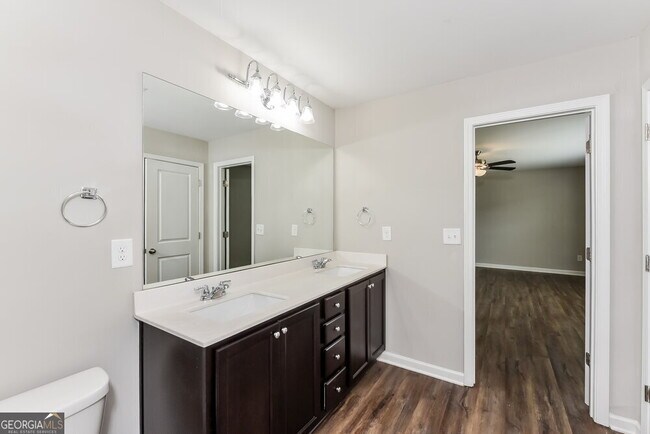 Building Photo - 3765 Newbury Pl Dr