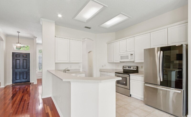 Building Photo - 1912 Bluebonnet Way