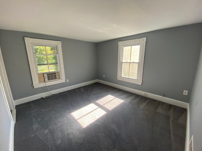 Back Bedroom - 204 11th St