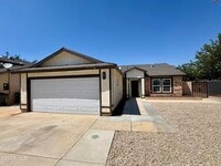 Building Photo - 2137 Estrella Ct