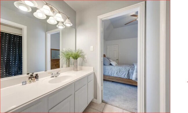 Building Photo - 3424 Dillon Ct