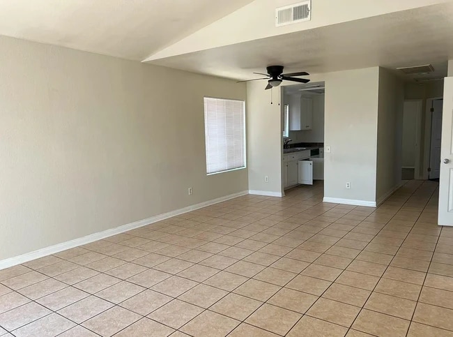 Building Photo - 461 Westminster Pl