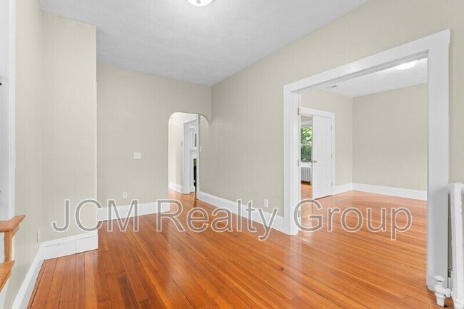 Building Photo - 45 Highland Ave