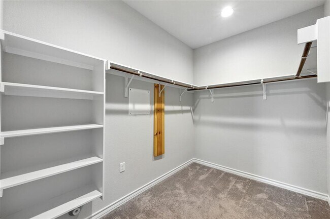 Building Photo - 11921 Cimaizon Dr