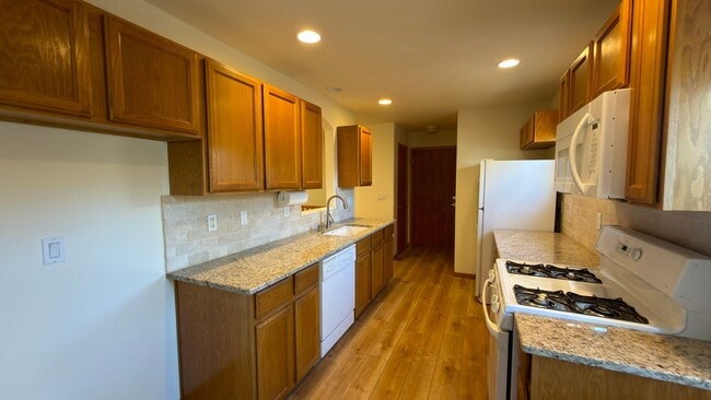 Building Photo - Great Patio Home in Loveland