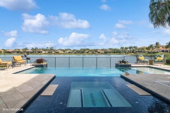 Building Photo - 17120 SW Ambrose Way