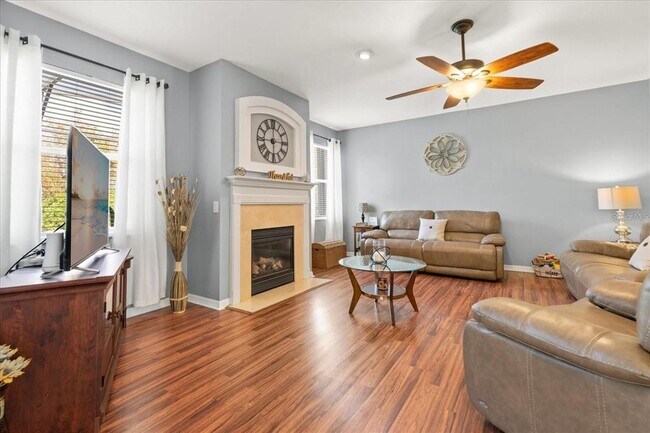 Building Photo - 13909 Eylewood Dr