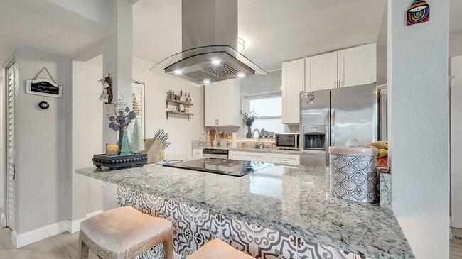 Building Photo - Cozy Remodeled 3/2 in North Orlando! Available February 2026!