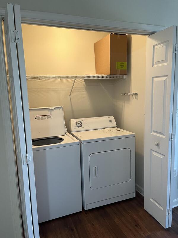 Building Photo - 1523 Harts Ridge Drive - 1