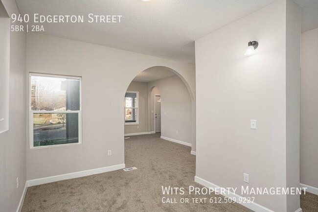 Building Photo - 940 Edgerton St
