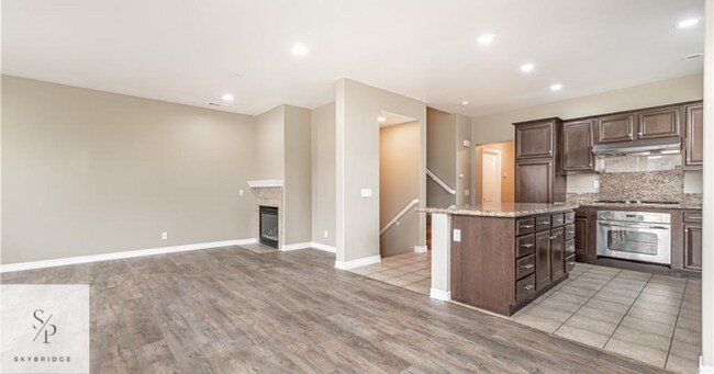 Building Photo - 11352 Renaissance Way