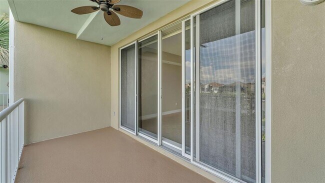 Building Photo - 549 Bahia Beach Blvd