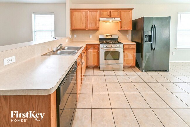 Building Photo - 17822 Seco Creek Ln