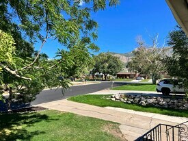 Building Photo - 971 Bel Mar Dr