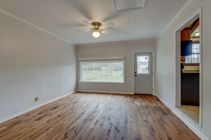 Building Photo - 5413 Country Dr