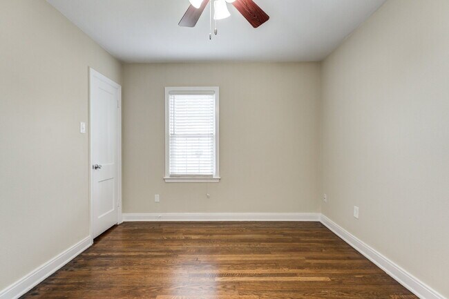 Building Photo - Tech Terrace Pre-lease!!