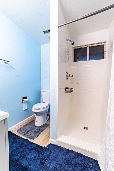 Building Photo - 3214 Teardrop Cir