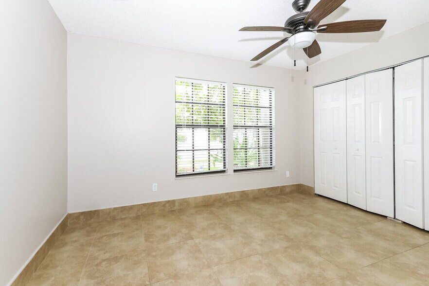 Building Photo - 108 Sherwood Dr
