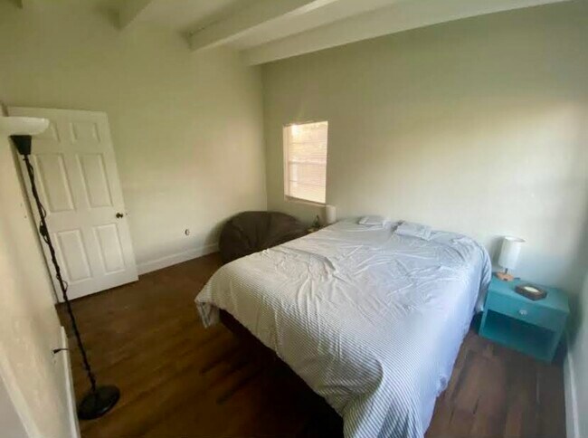 Building Photo - 1011 Green Rd