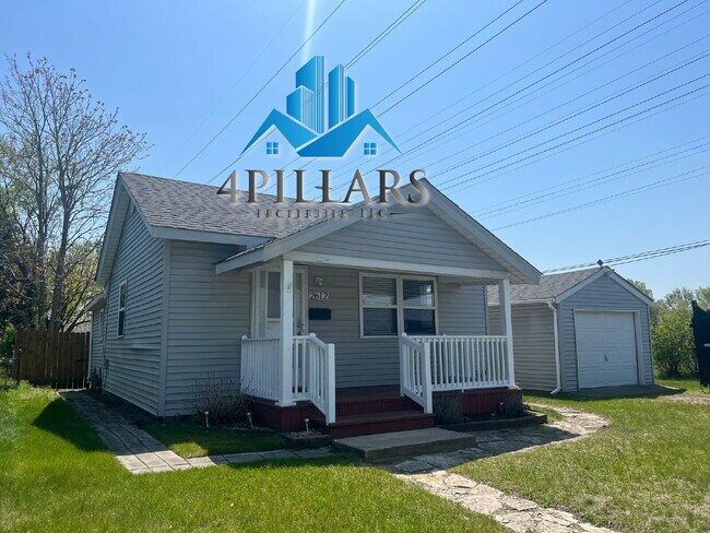 Primary Photo - 2612 Vine Ct