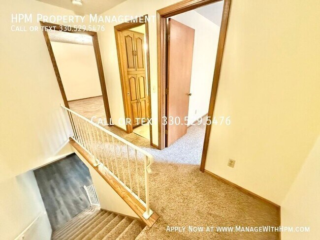 Building Photo - 2379 Ashdale St NW