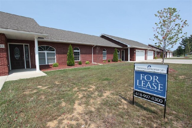 Primary Photo - 2810 Kokopelli Dr
