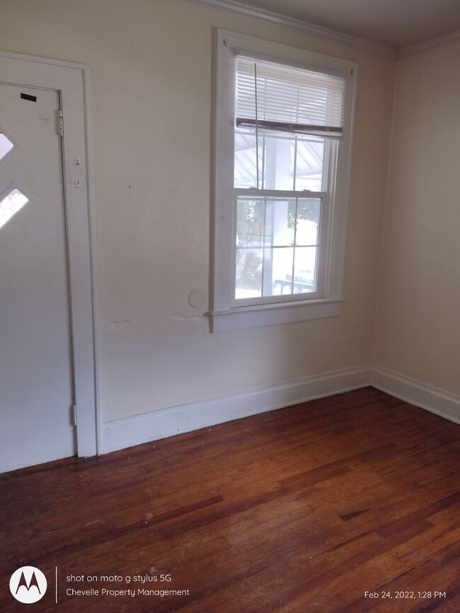 Building Photo - Luce Pine