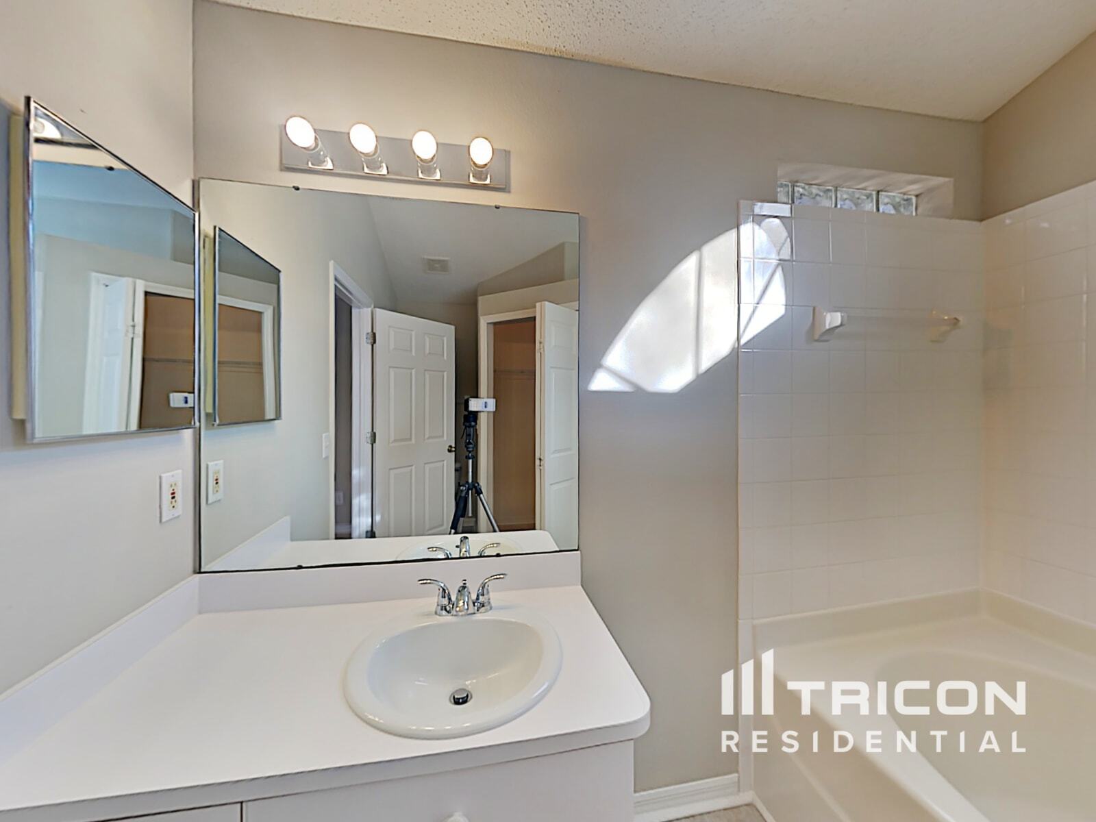 Building Photo - 723 Cape Cod Cir