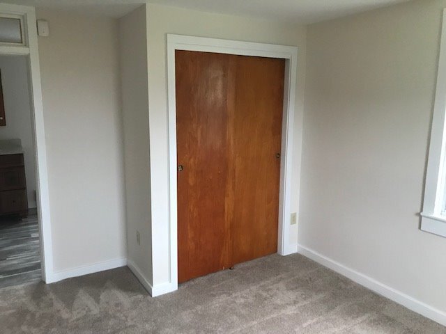 Building Photo - $1,600 Farmhouse Palmyra 4 bedroom 1.5 bath