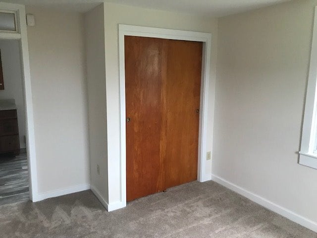 Building Photo - $1700 Farmhouse Palmyra 4 bedroom 1.5 bath