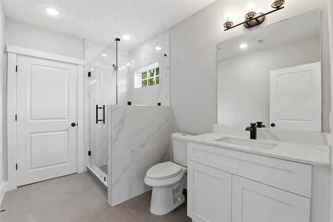 Building Photo - 4610 Providence St