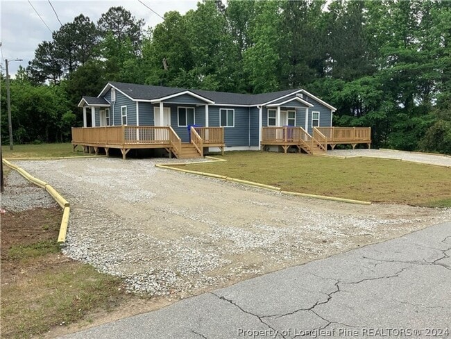 Building Photo - 1649 Little River Rd